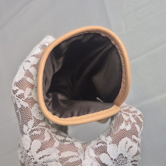 Dooney & Bourke 4pc Set - Picture 11 of 17